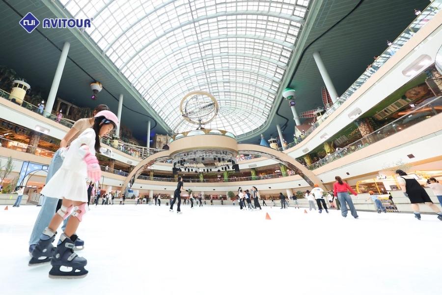 Công viên Lotte World: Thiên đường giải trí nổi tiếng bậc nhất Seoul