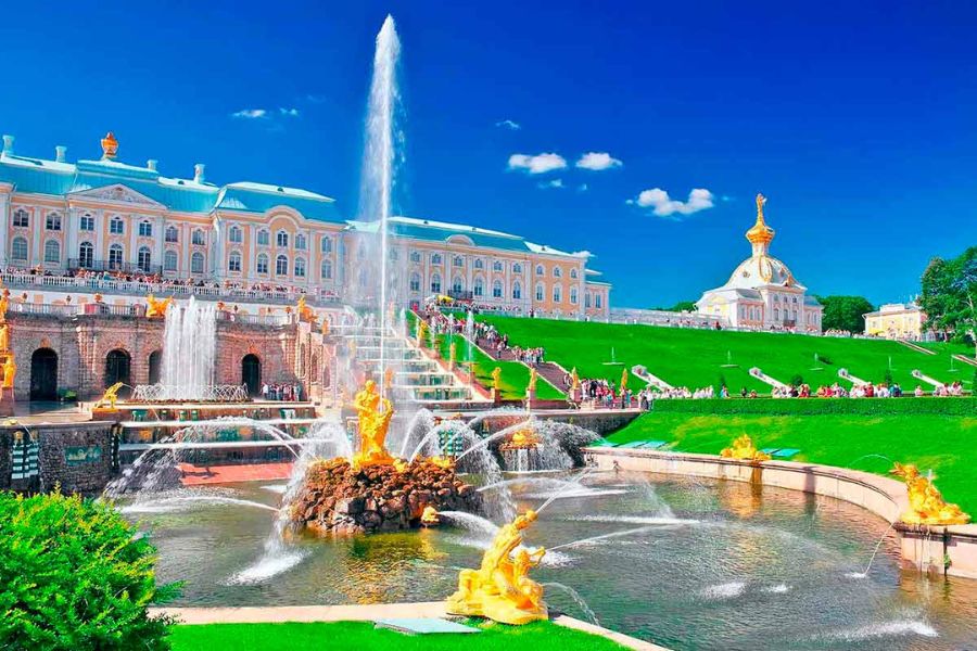 Cung điện Peterhof Nga: Nơi ở mùa hè của Peter Đại đế
