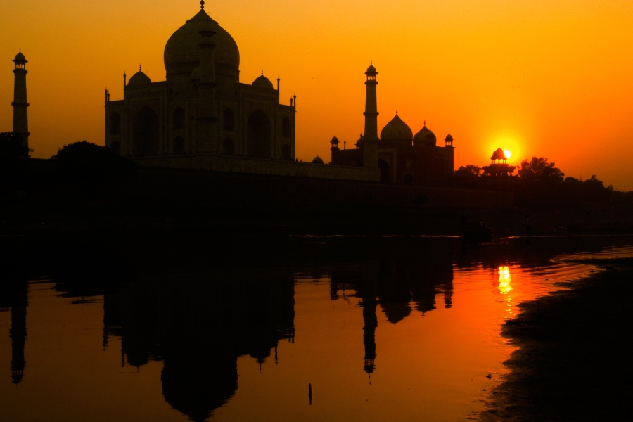 Đền Taj Mahal - Biểu tượng tình yêu bất diệt