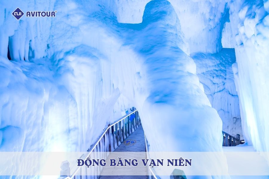 Động Băng Vạn Niên: Kỳ quan băng giá hơn 3 triệu năm tuổi ở Sơn Tây