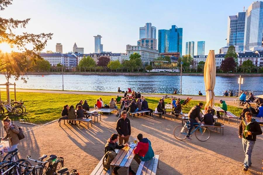 Dòng sông Main thơ mộng - Vẻ đẹp yên bình giữa lòng Frankfurt