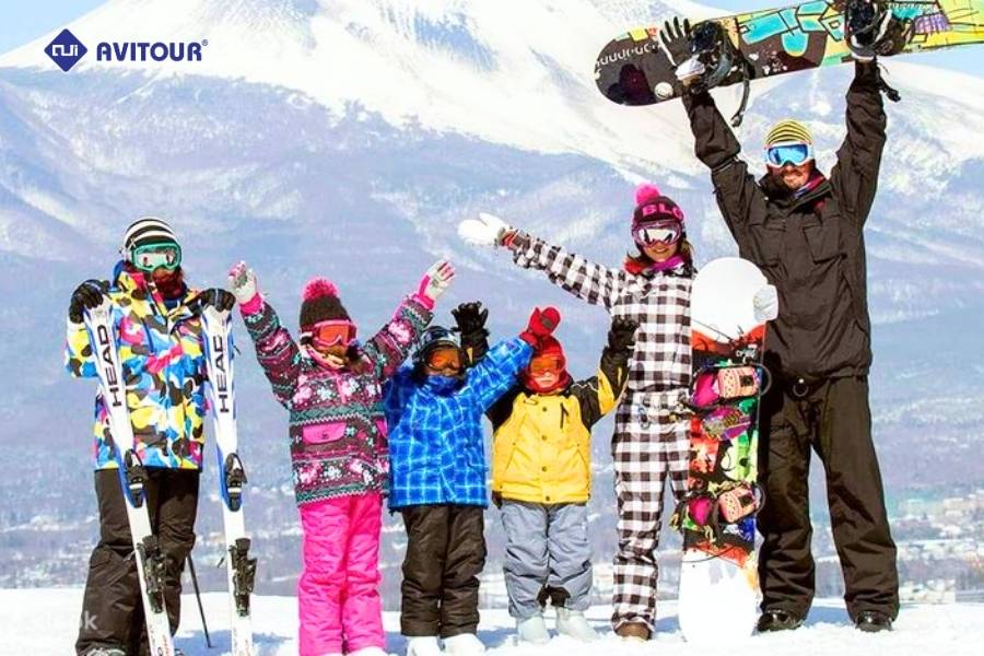Gia Cô Sơn: Thiên đường trượt tuyết thiên nhiên "gần bầu trời nhất" tại Tứ Xuyên