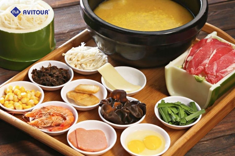 Hồ Điền Trì - Viên ngọc xanh giữa lòng Côn Minh