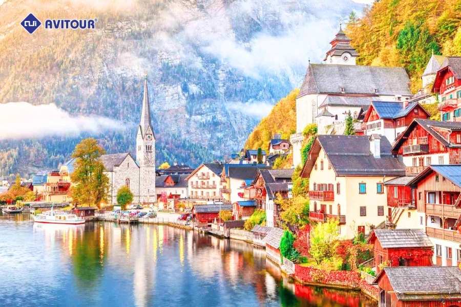 Hồ Hallstätter See - Nơi phản chiếu vẻ đẹp cổ tích của Hallstatt