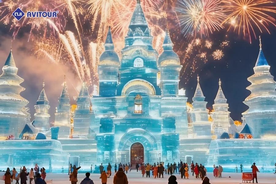 Hòa mình vào mùa đông tại lễ hội băng đăng ở Cáp Nhĩ Tân Hòa mình vào mùa đông tại lễ hội băng đăng ở Cáp Nhĩ Tân