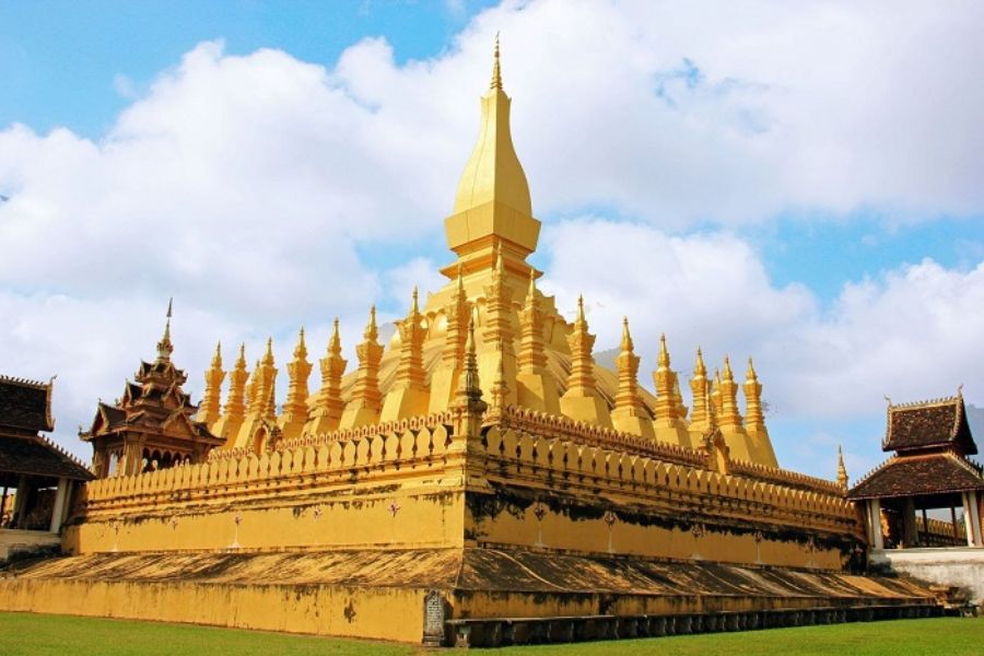 Khải hoàn môn Patuxai - công trình lịch sử ấn tượng ở Viêng Chăn