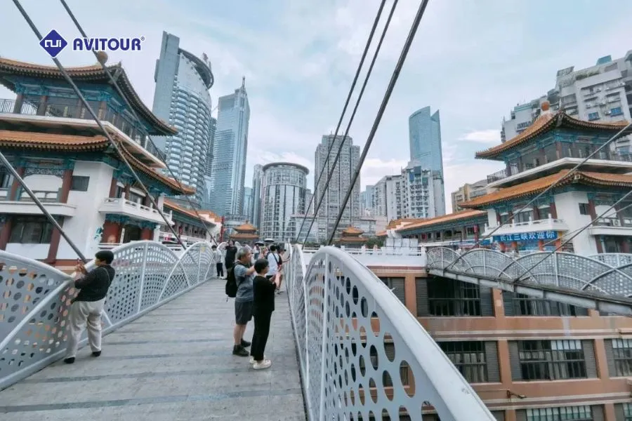Khám phá vẻ đẹp cổ kính và hiện đại của Quý Xinh Lầu