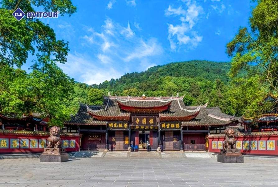 Nga Mi Sơn - Lạc Sơn: Hành trình tìm về chốn tiên cảnh và tâm linh