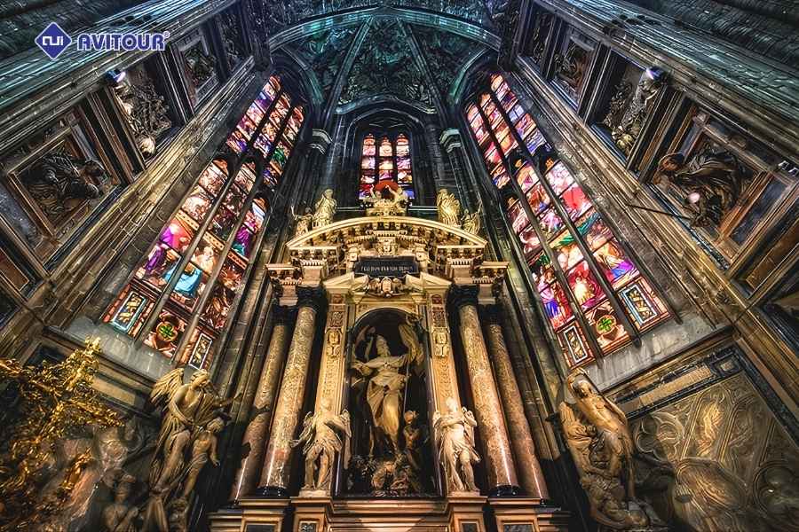 Nhà thờ Duomo di Milano - Kiệt tác Gothic nổi tiếng Milan Nhà thờ Duomo di Milano - Kiệt tác Gothic nổi tiếng Milan