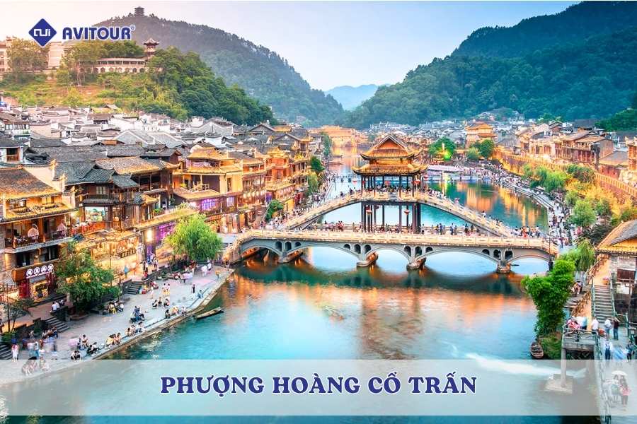 Phượng Hoàng Cổ Trấn: Viên ngọc cổ kính bên dòng Đà Giang