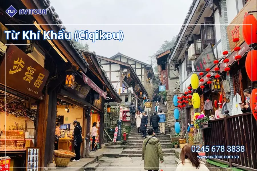 RỰC RỠ TẾT DƯƠNG VI VU TRÙNG KHÁNH: HÀ NỘI - TRÙNG KHÁNH - TRƯỢT TUYẾT KIM PHẬT SƠN - HỒNG NHAI ĐỘNG - TỪ KHÍ KHẨU CỔ TRẤN