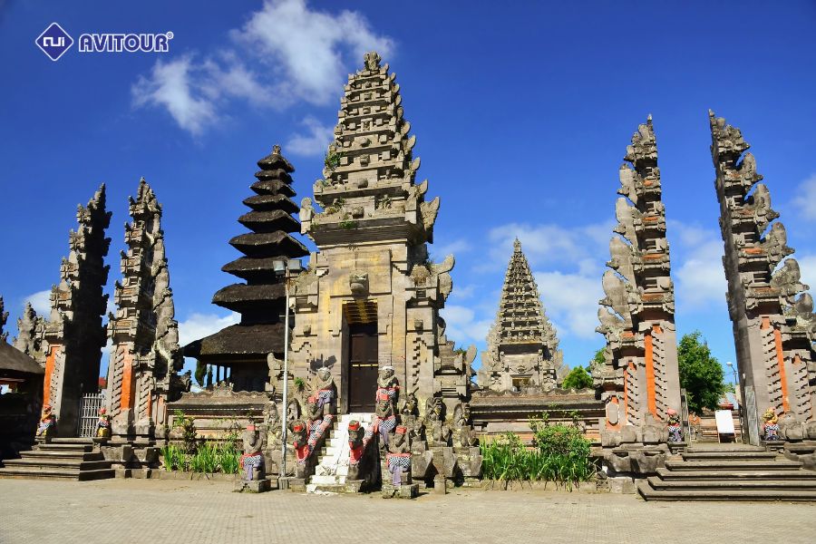 Tham quan ngôi đền Ulundanu: Viên ngọc tâm linh giữa cao nguyên Bali