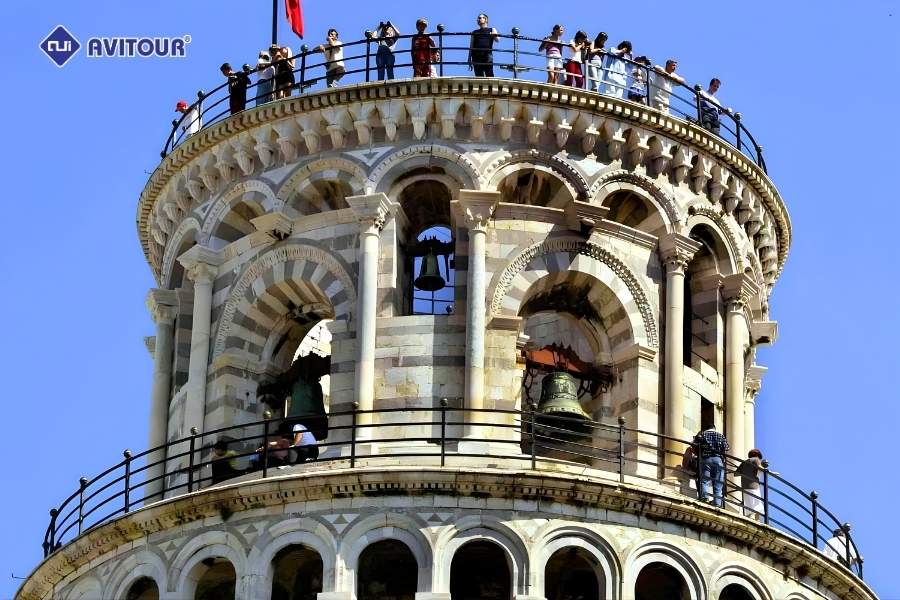 Tháp nghiêng Pisa và trải nghiệm du lịch không thể bỏ lỡ
