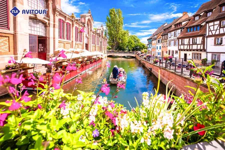 Vẻ đẹp lãng mạn của khu phố La Petite Venice giữa lòng Colmar