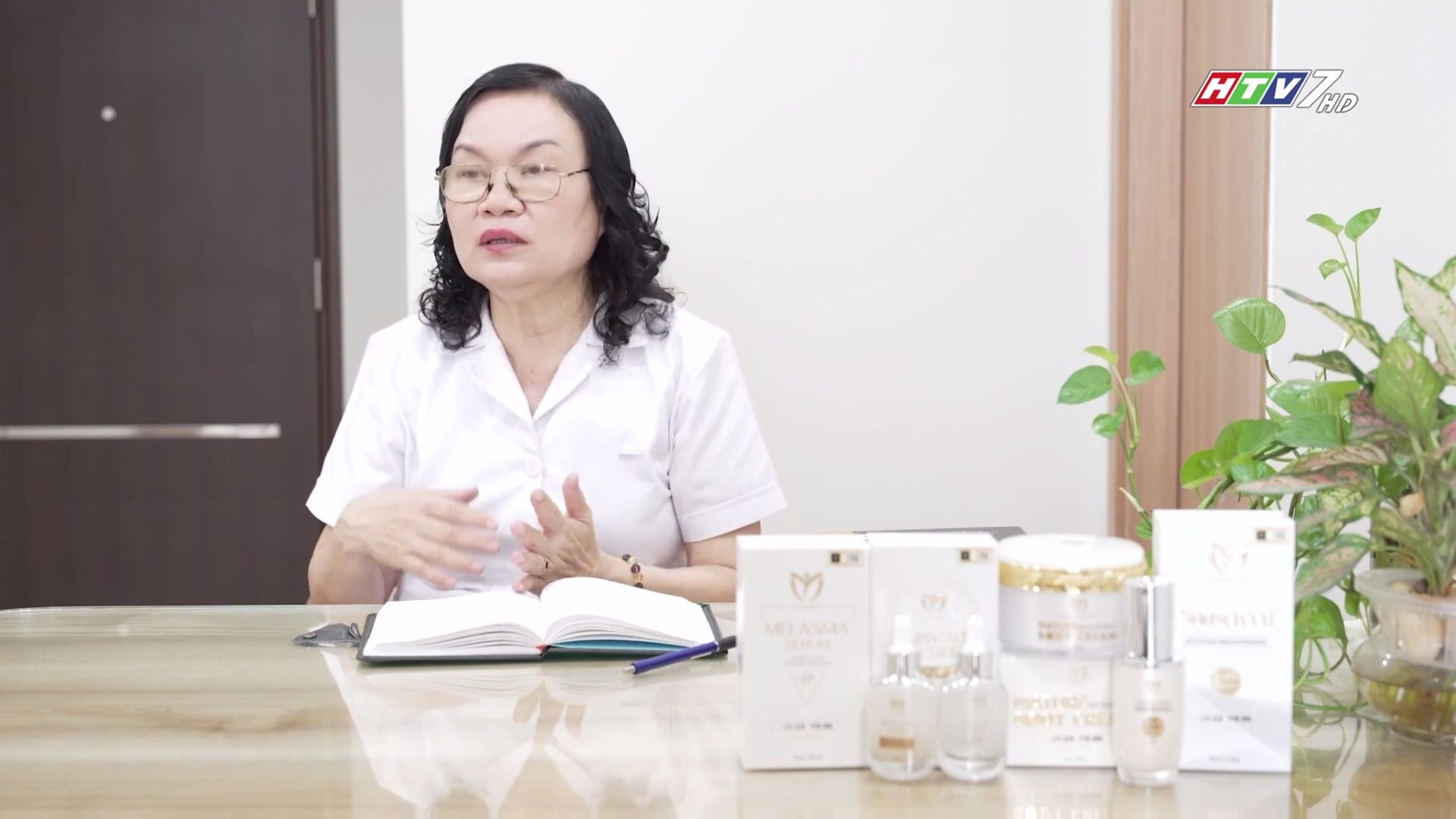 Bác sỹ Da liễu nhận xét mỹ phẩm Europe Cosmetic