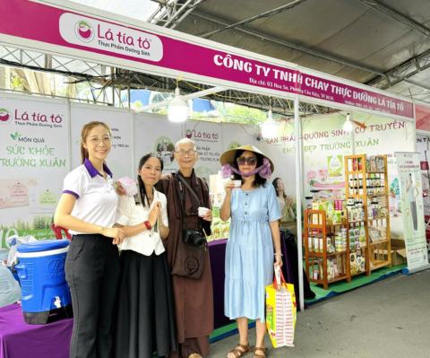 Lá Tía Tô tại Lễ hội Ẩm Thực Chay 2025: Gieo Mầm Sống Xanh, Lan Toả Giá Trị Thực Dưỡng