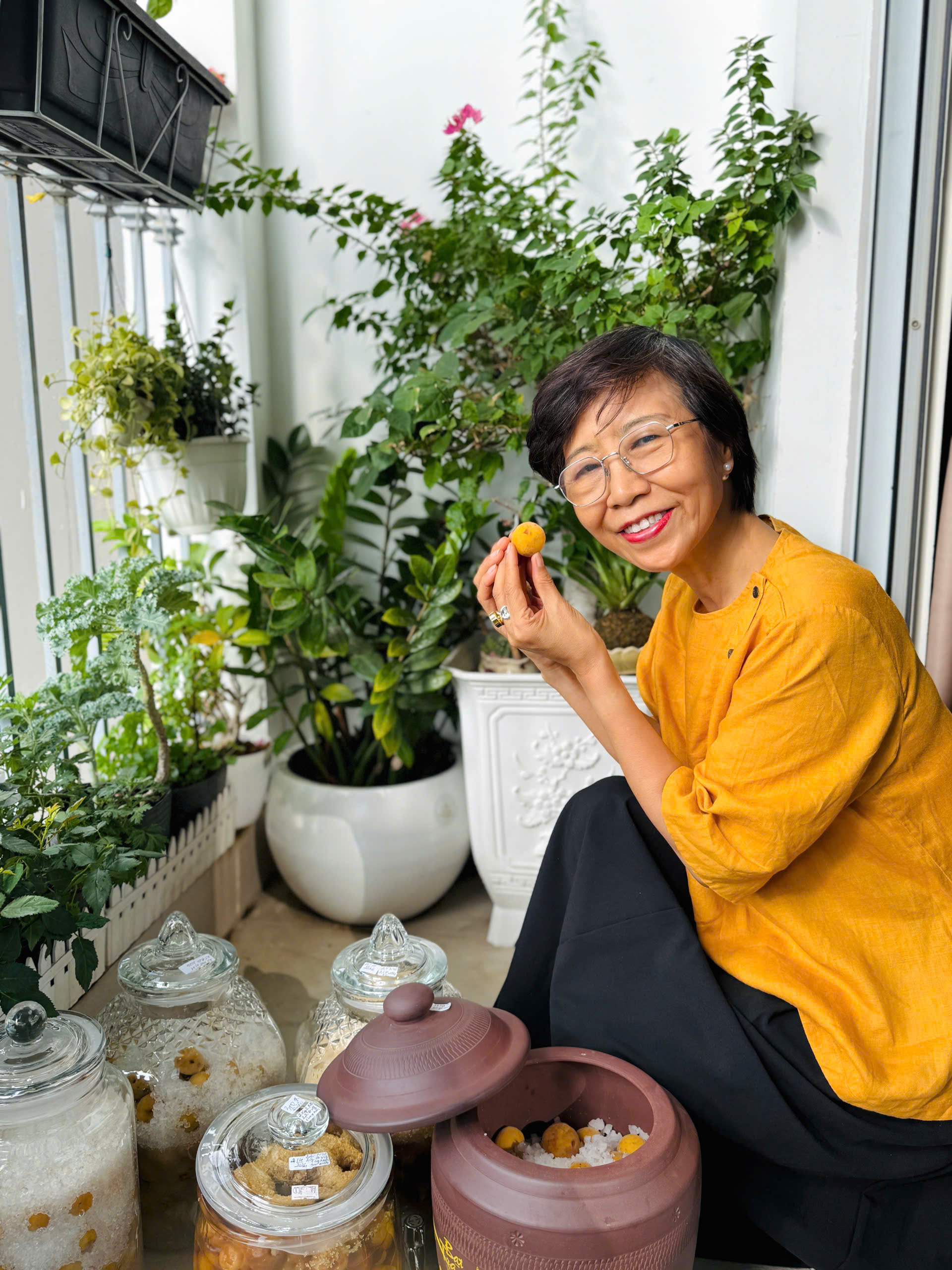 Cô Lê Thị Ngân - Founder Lá Tía Tô ủ mơ muối.