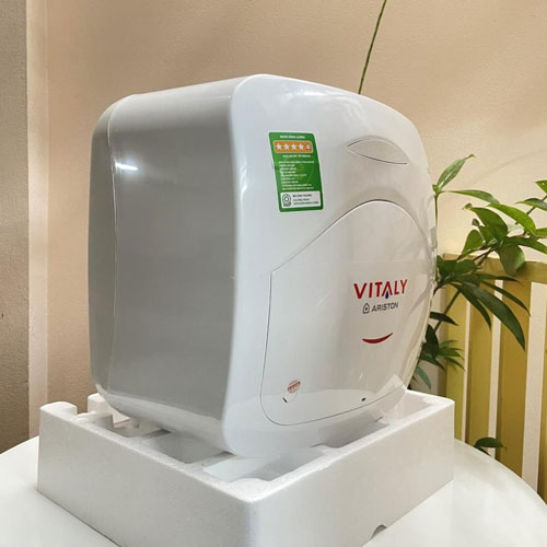 Máy nước nóng gián tiếp Ariston Vitaly 15 lít