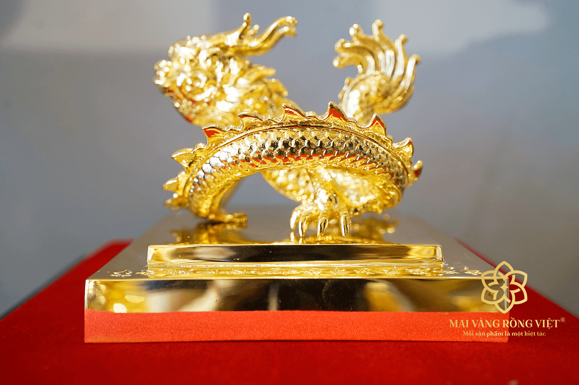 Ấn Vàng Chi Bảo mạ vàng 24K - Biểu tượng sức mạnh và quyền lực