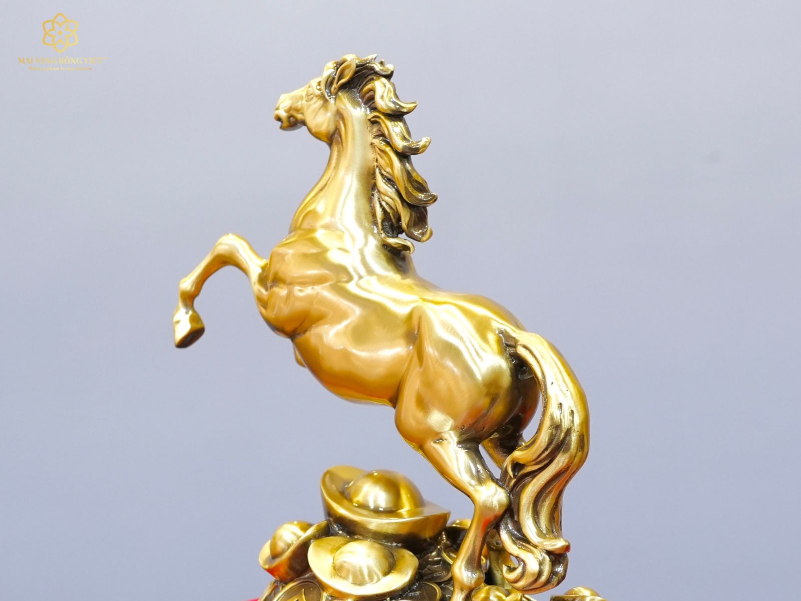 Bờm và đuôi tượng Kim Mã Đại Phát bằng đồng mạ cổ điển cao 20cm