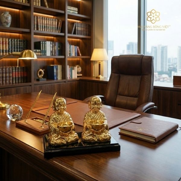 Cặp Chú Tiểu giúp chiêu mộ tài lộc cho không gian làm việc của bạn