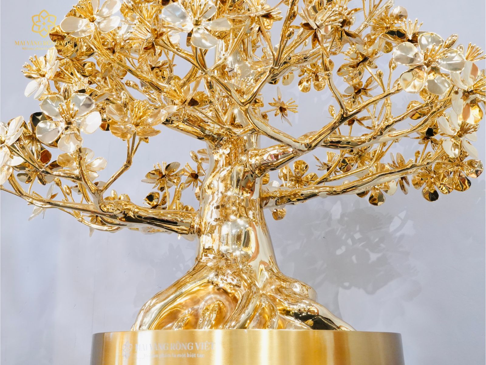 Chất liệu mạ vàng 24K cây Mai Đại Phúc 60cm