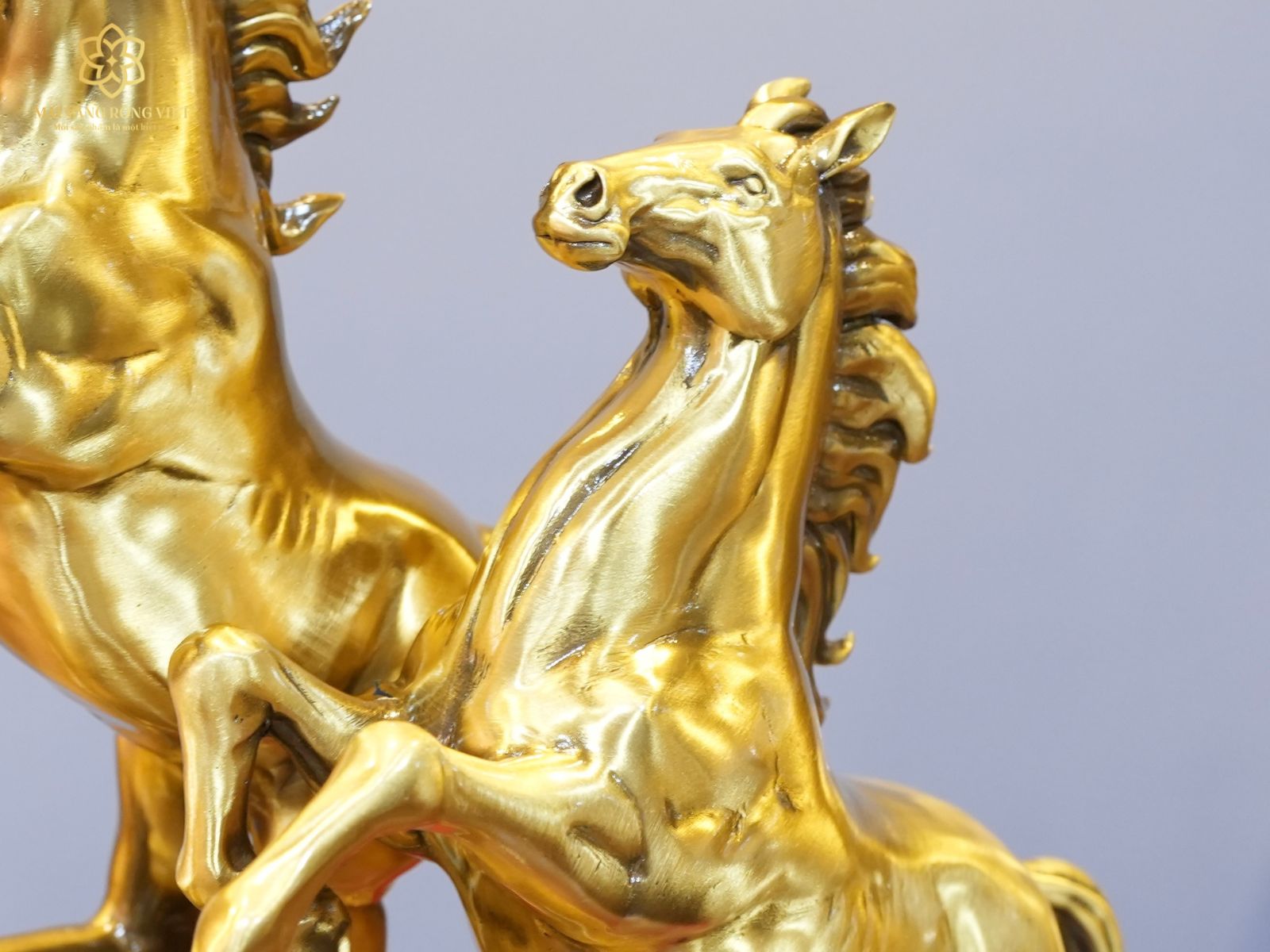 Ngựa sau của tượng song mã thịnh vượng mạ cổ điển cao 30cm