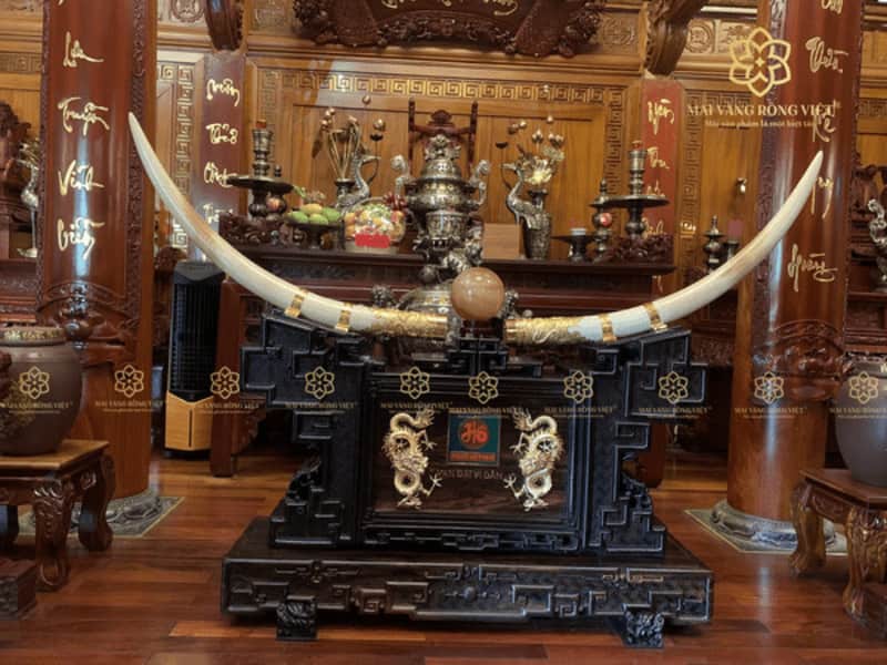 Tượng Song Long mang lại sự thịnh vượng, may mắn và bảo vệ gia chủ khỏi năng lượng xấu