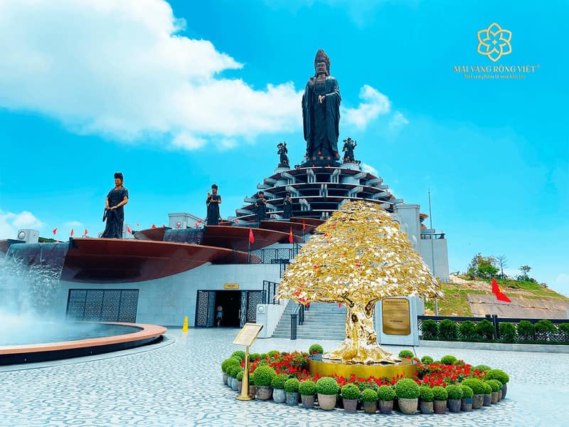 Quy trình đúc đồng được thực hiện bài bản tại xưởng, từ thiết kế đến hoàn thiện sản phẩm