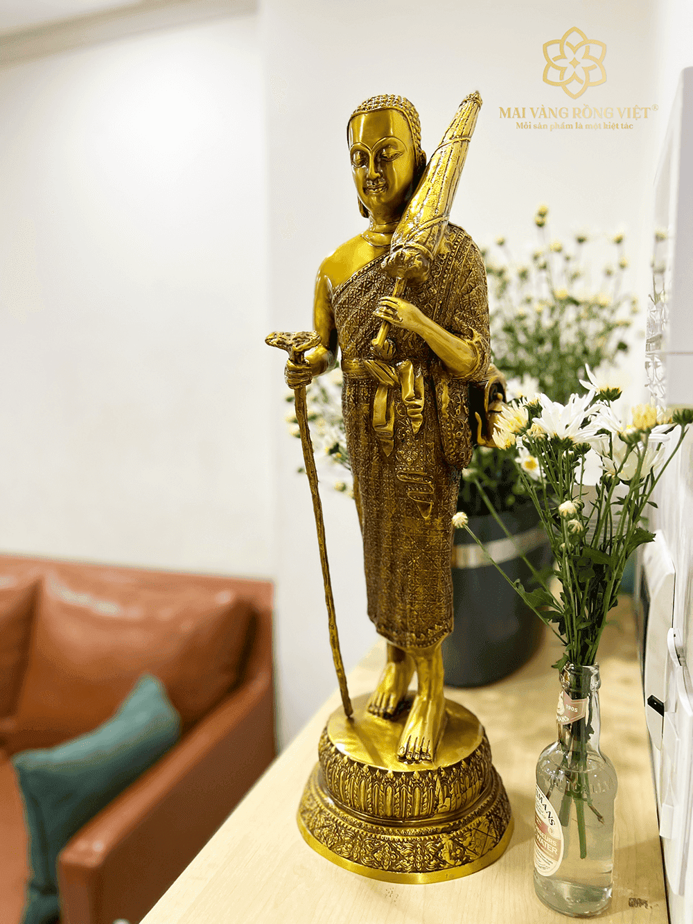 Mẫu tượng đồng Thánh Tăng Sivali tại Mai Vàng Rồng Việt