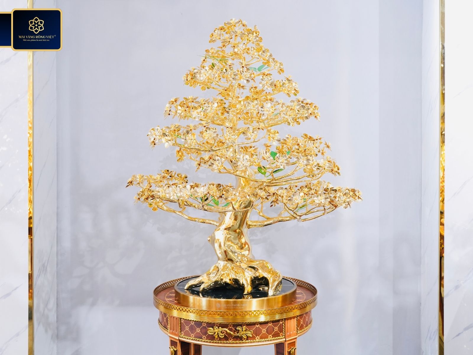 Cây Mai Đại Phúc mạ vàng 24K cao 1 mét