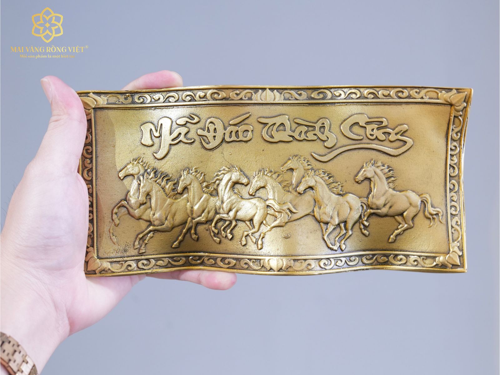 Mặt sau tờ song ngư cát hạnh in hình mã đáo thành công