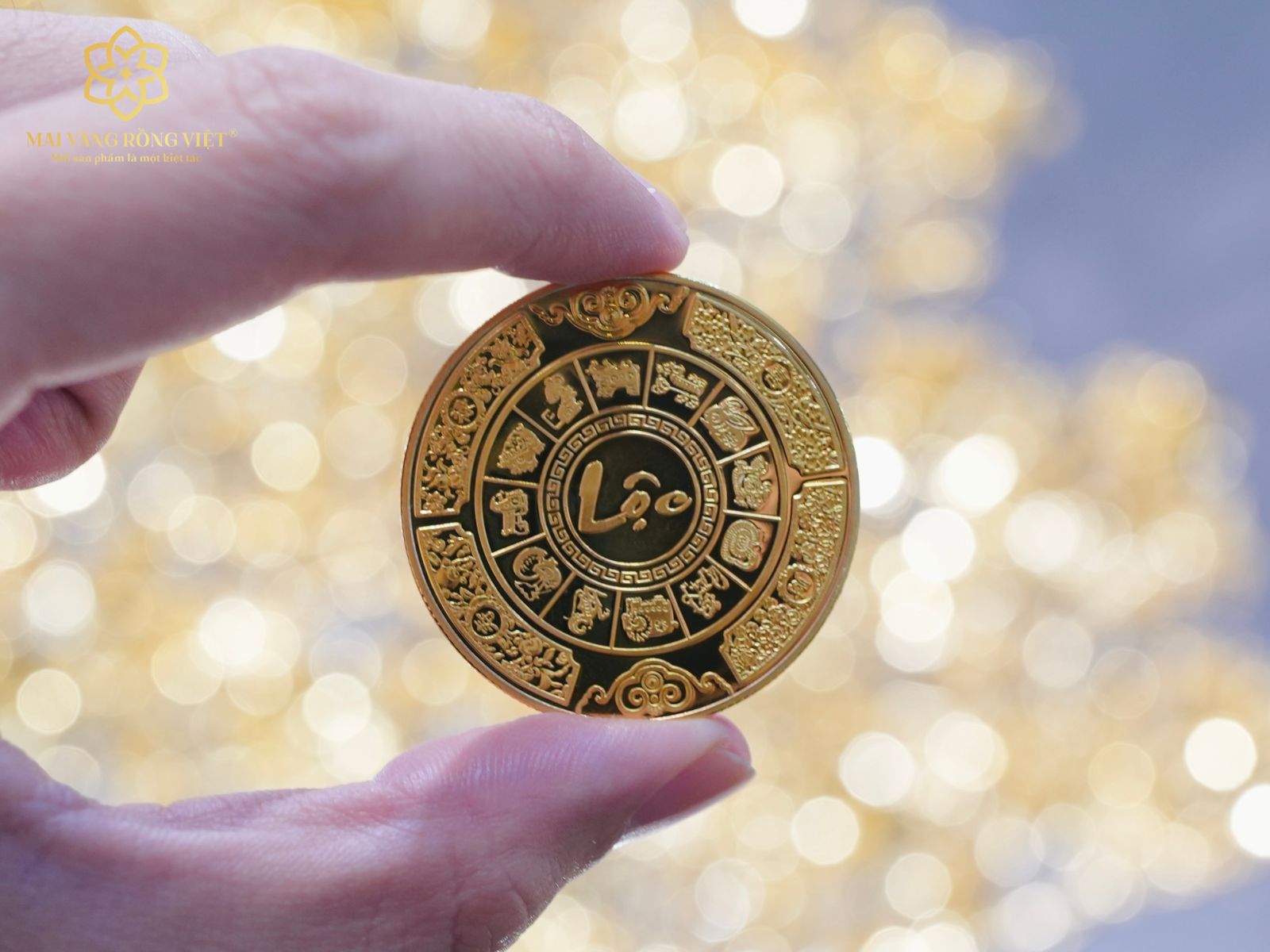 Mặt sau móc khóa con giáp Ngọ