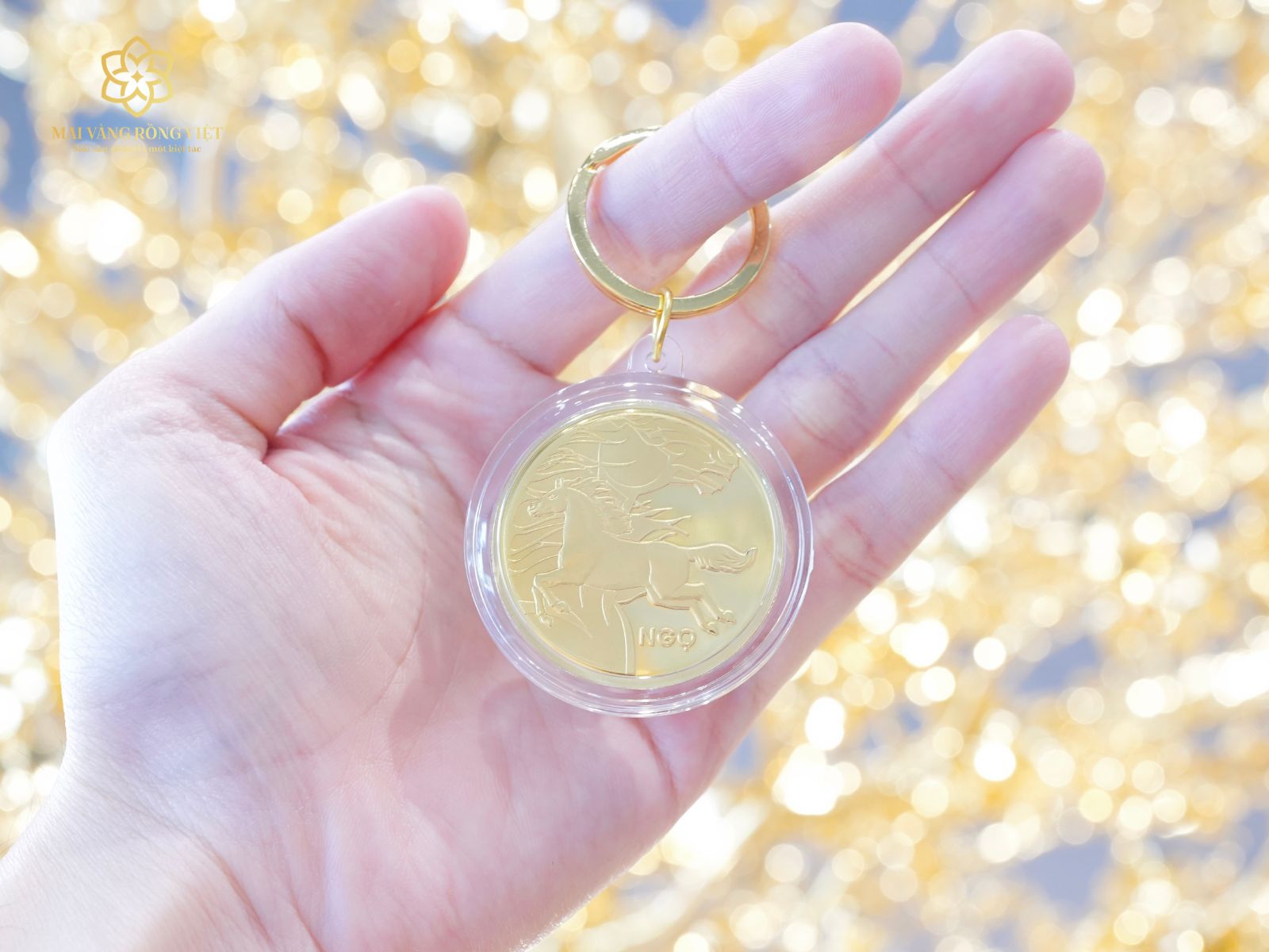 Thiết kế móc khóa Ngọ mặt trước