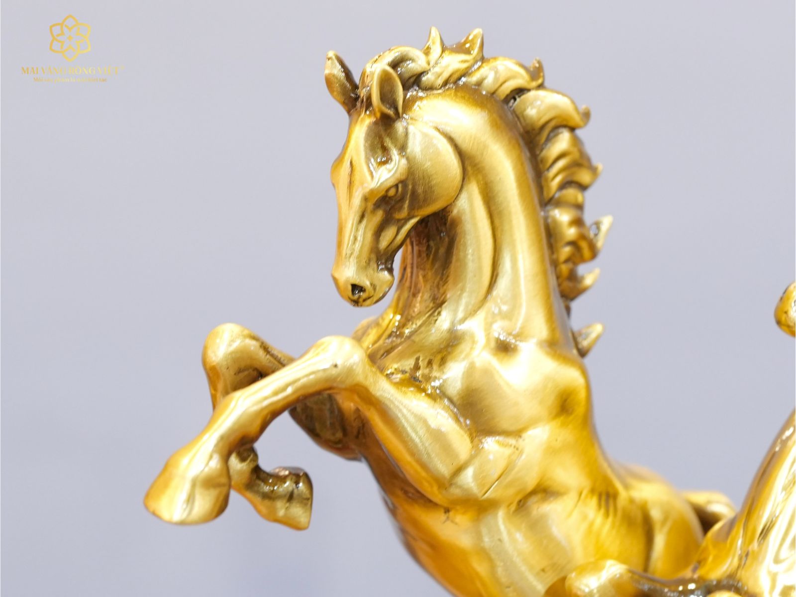 Ngựa trước của tượng song mã thịnh vượng bằng đồng cao 20cm