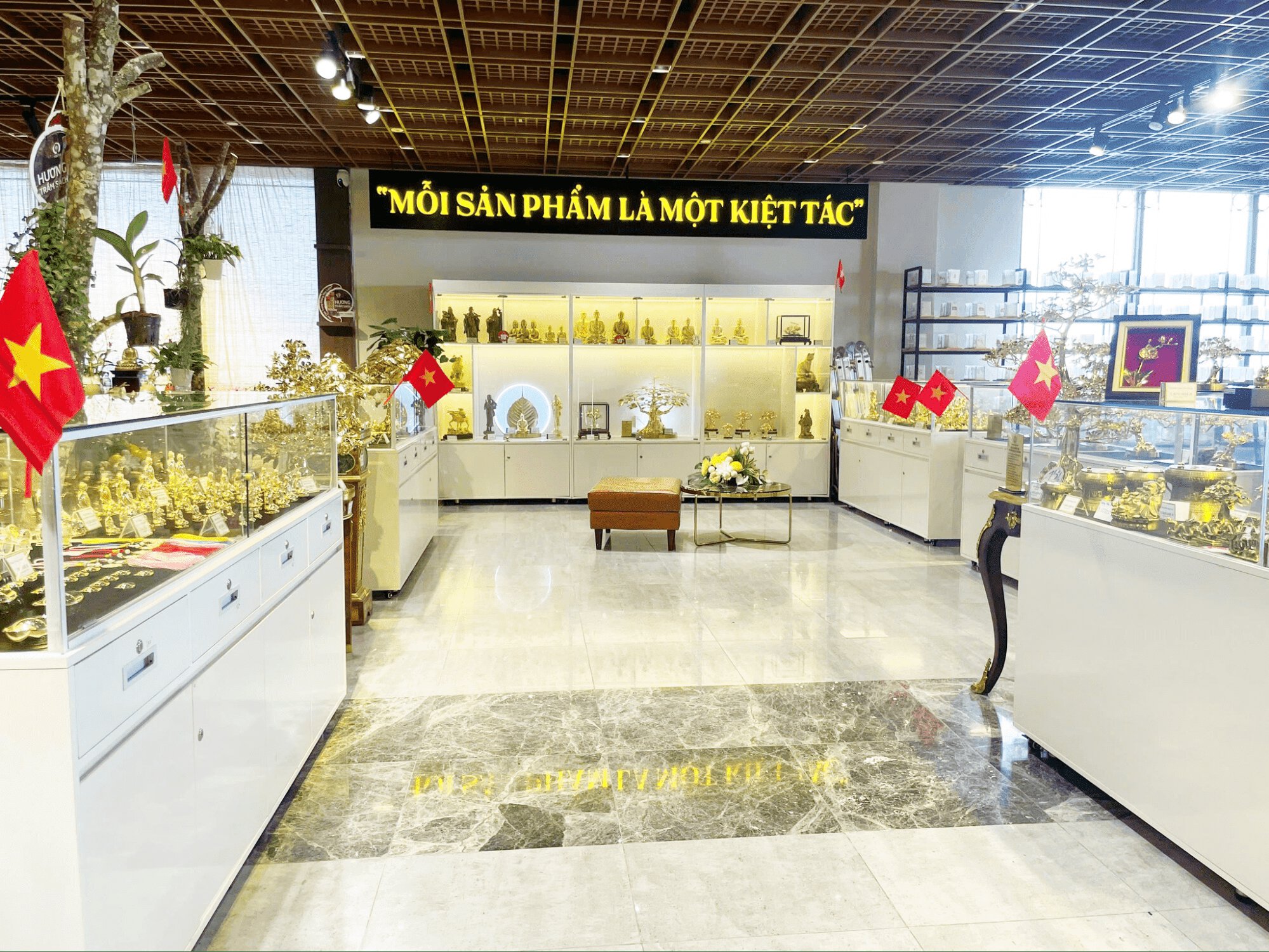 Địa chỉ cung cấp quà tặng cao cấp mạ vàng hàng đầu tại Việt Nam