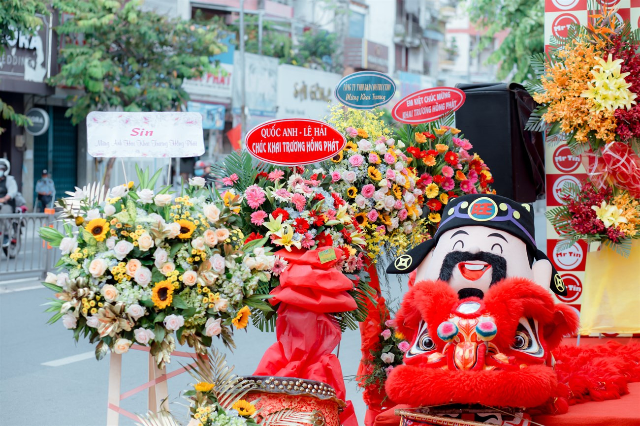 quà tặng khai trương
