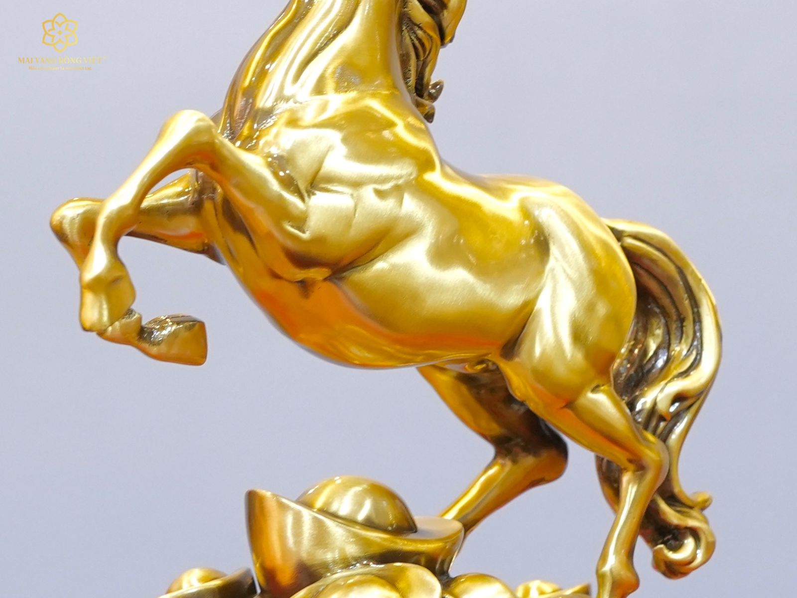 Thân của tượng Kim Mã Đại Phát bằng đồng màu cổ điển cao 20cm