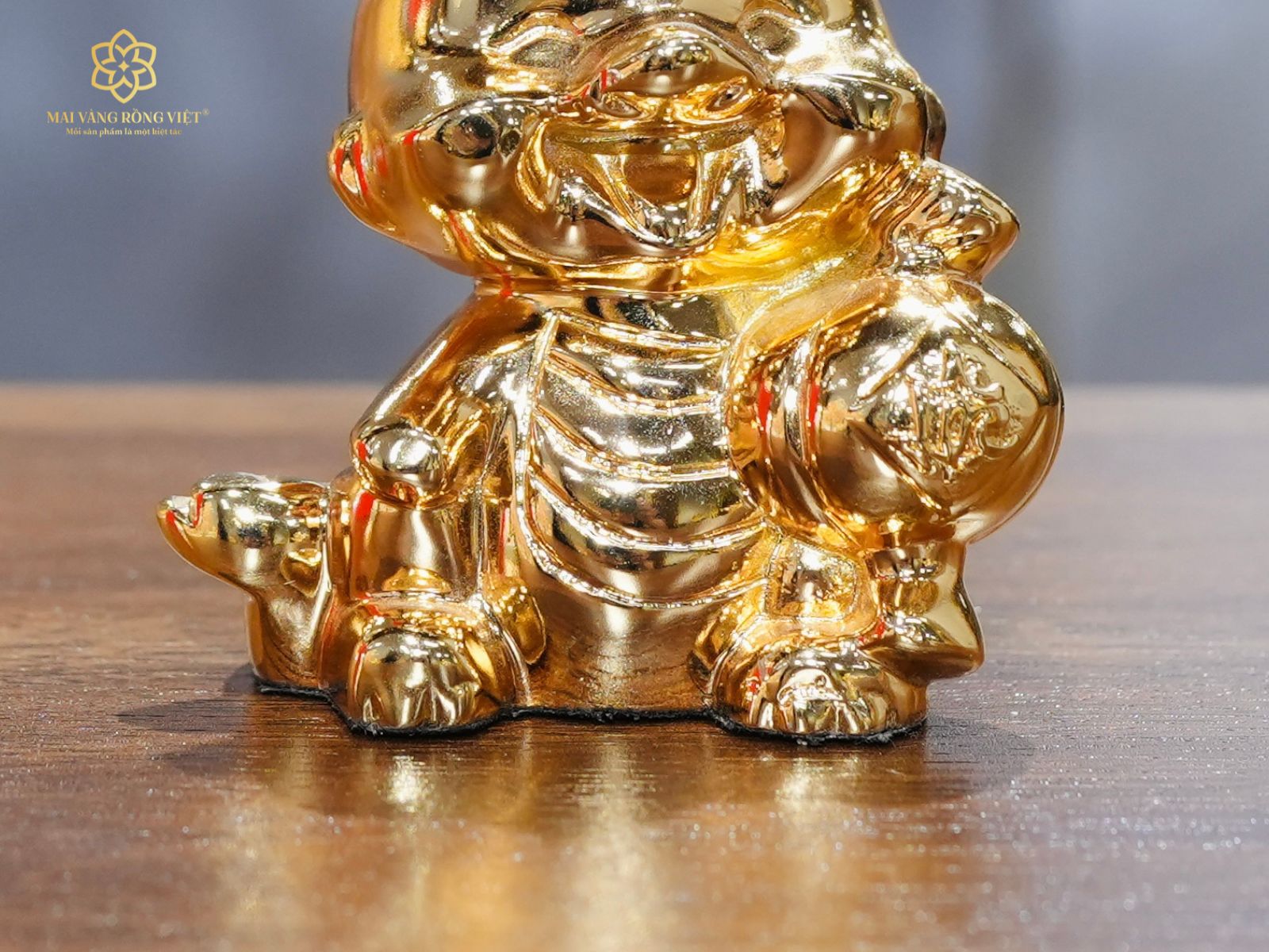 Thân Rồng Chibi mạ gold
