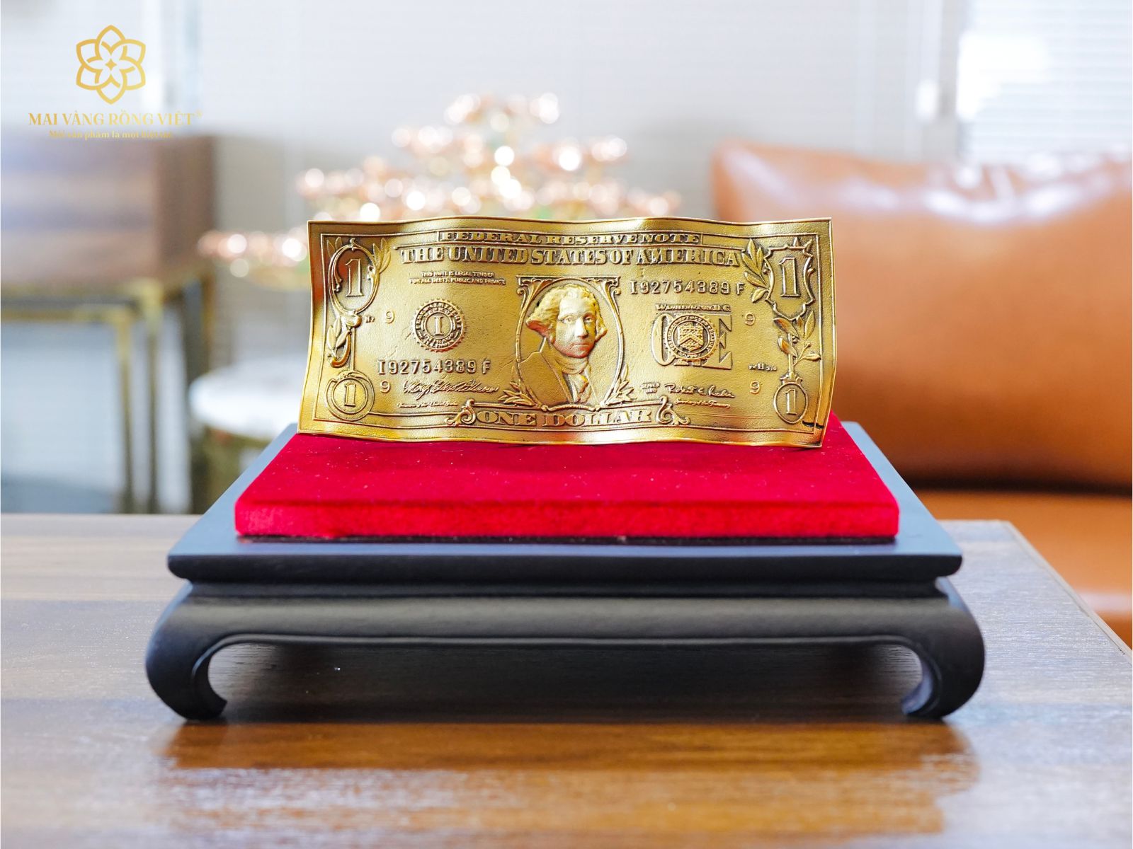 Trưng bày tờ 1 dollar màu cổ điển