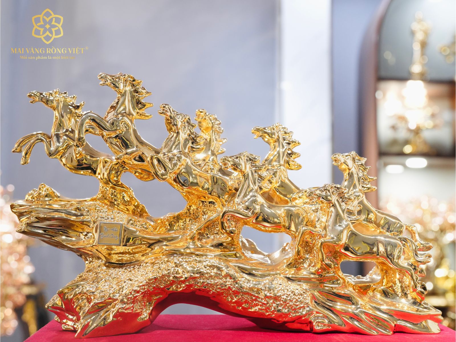 Tượng Bát Mã Truy Phong tượng trưng cho ý chí mạnh mẽ