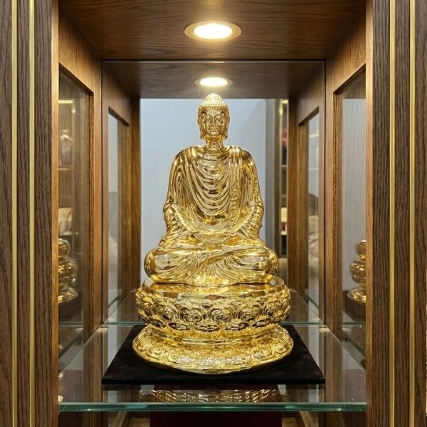 Tượng Đức Phật Thích Ca Mâu Ni tại Mai Vàng Rồng Việt