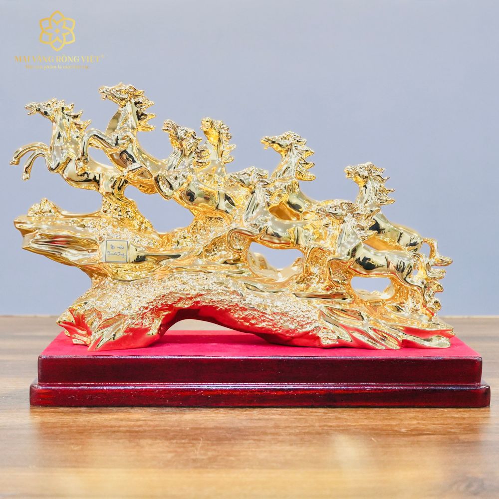 Tượng Bát Mã Truy Phong Bằng Đồng Mạ Gold - Biểu Tượng Mã Đáo Thành Công