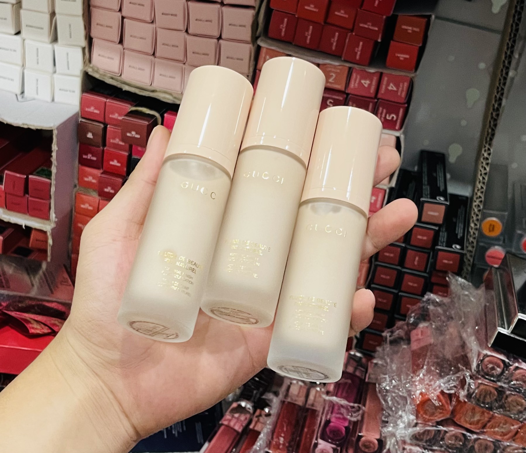 Kem Nền GUCCI Fluide De Beauté Fini Naturel Foudation 110C Fair 30ml