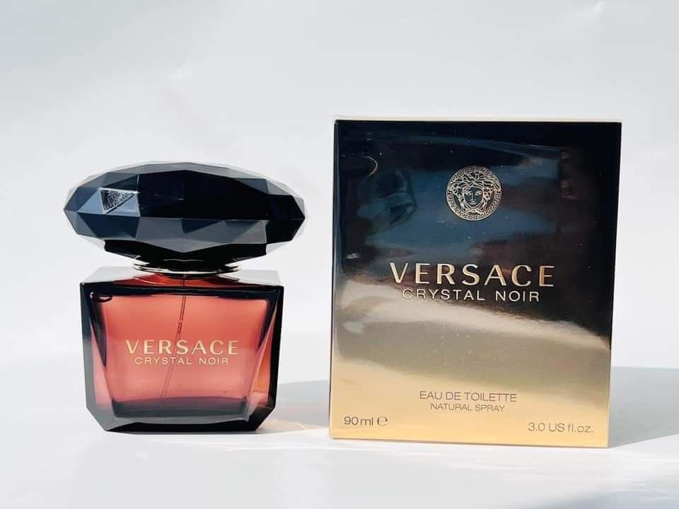 Nước hoa nữ Versace Crystal noir (90ml)