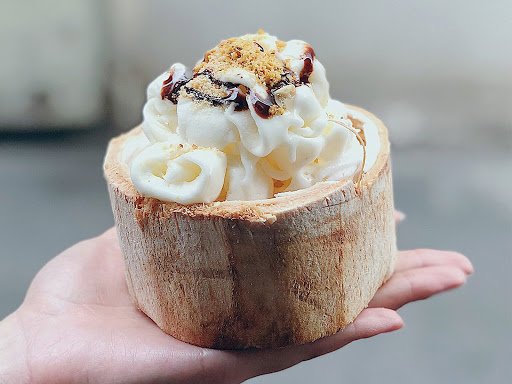 DL010 - SAIGON STREET FOOD TOUR WITH LOCAL CITIZENS (District 1)