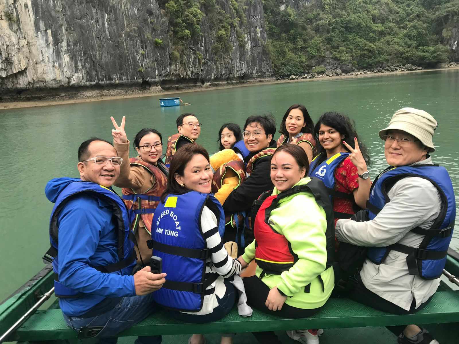 VN010 - VIETNAM TOUR - HA NOI - DA NANG - HO CHI MINH 10D9N