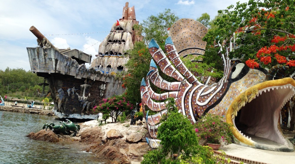 S006 - HO CHI MINH - NHA TRANG 6D5N