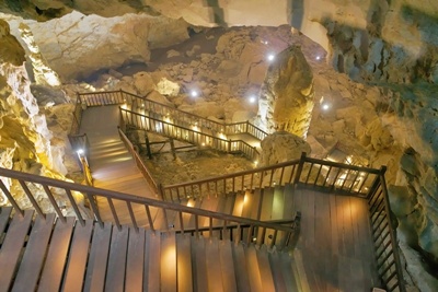 PARADISE CAVE 1 DAY - QUANG BINH PROVINCE