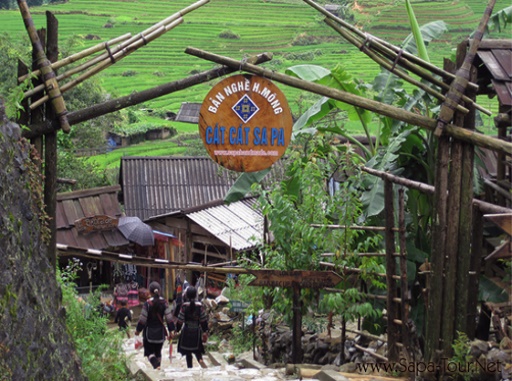 SAPA TOUR (2 DAYS / 1 NIGHT BY BUS)